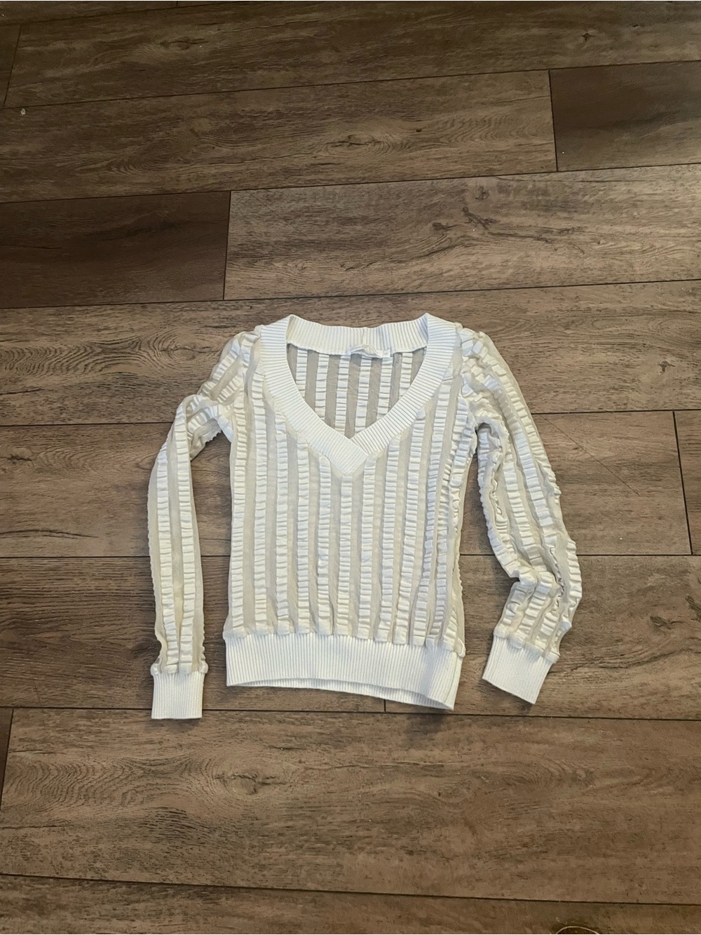Guess White V-Neck Textured Stripe Knit Sweater